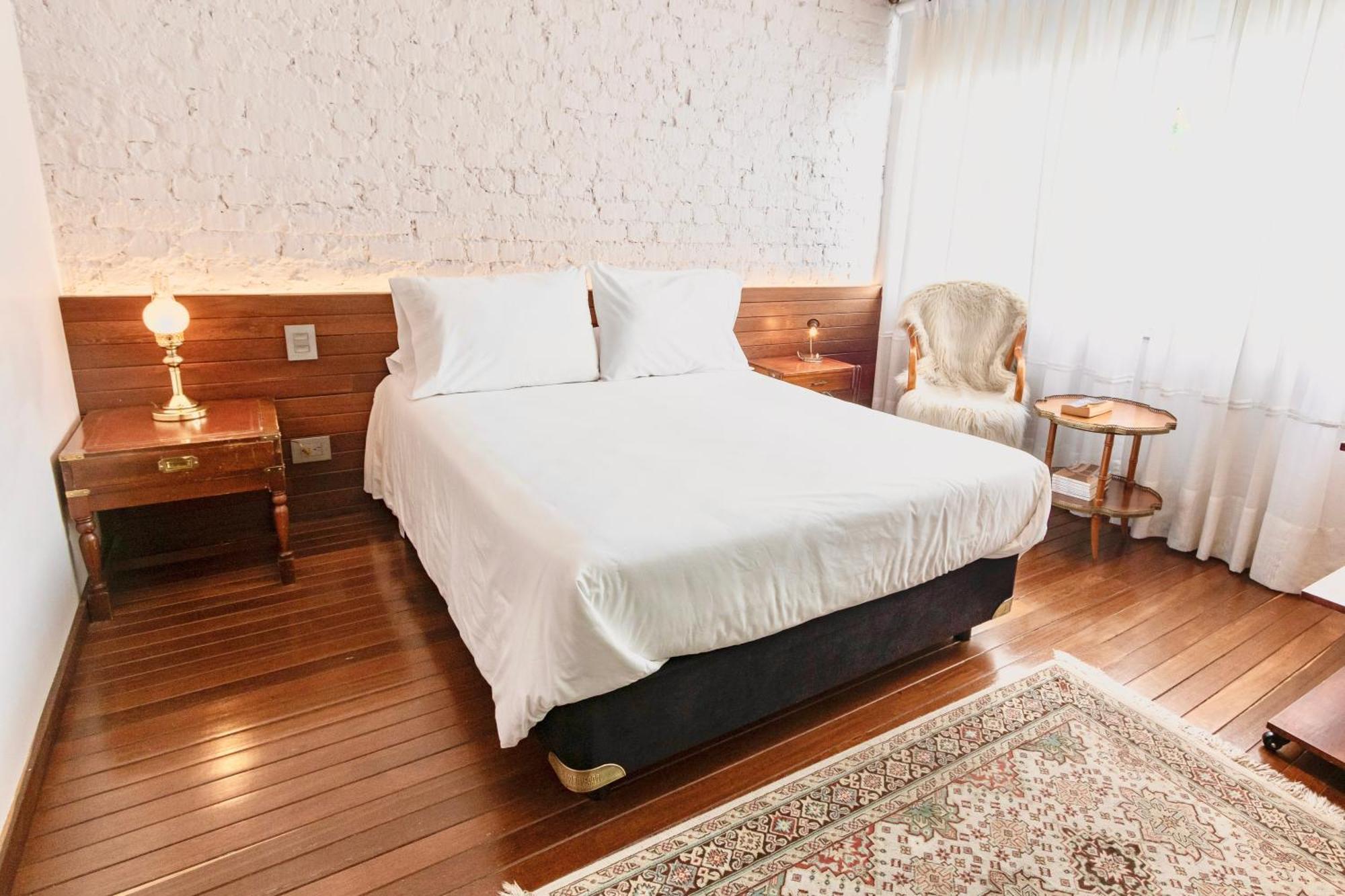 Casa Lelyte Bed & Breakfast โบโกตา ภายนอก รูปภาพ