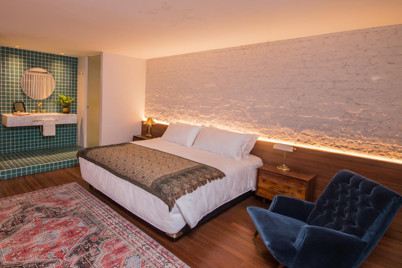 Casa Lelyte Bed & Breakfast โบโกตา ภายนอก รูปภาพ